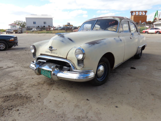 1949 oldsmobile futuramic 98 4 door sedan