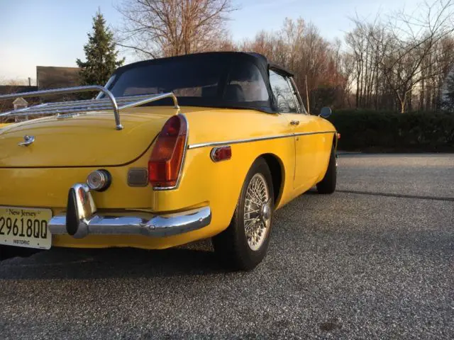 1970 mgb convertible