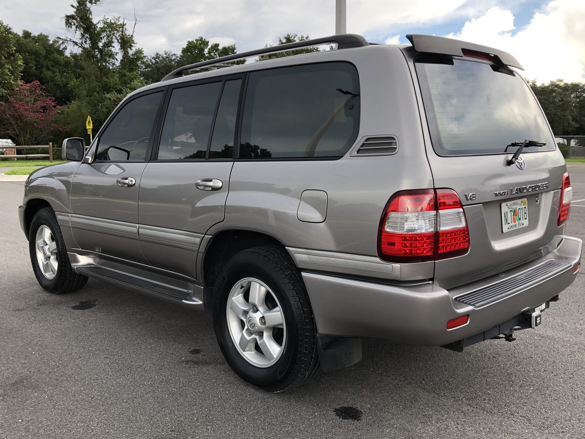 2001 toyota land cruiser uzj100