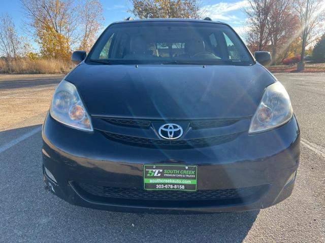 2010 toyota sienna xle
