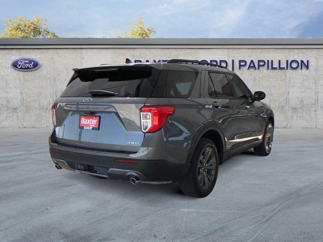 2022 ford explorer xlt
