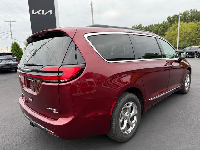 2023 chrysler pacifica limited