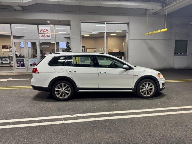 2017 volkswagen golf alltrack tsi se