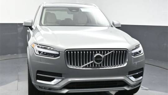 2024 Volvo XC90 b6 plus bright theme