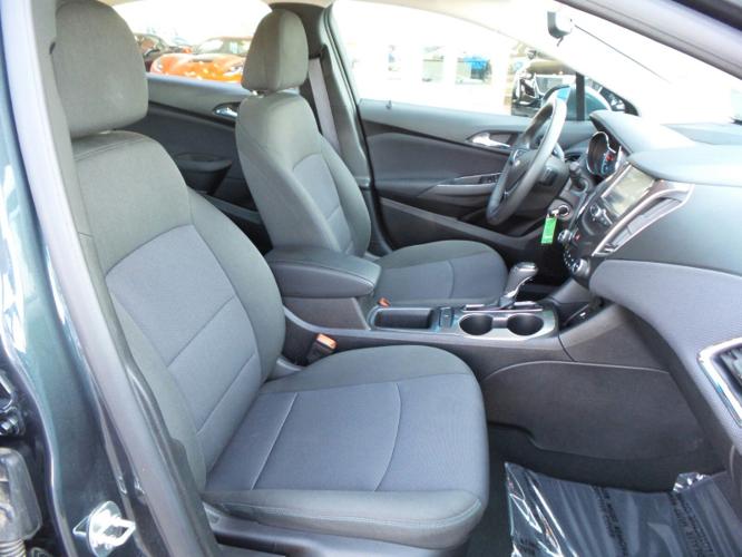 certified 2017 chevrolet cruze lt hatchback anderson, in 46013 for sale in anderson, indiana