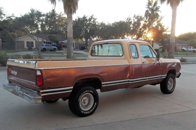 77 dodge w10 club cab 4 wheel drive 4 speed long bed runs and drives no reserve