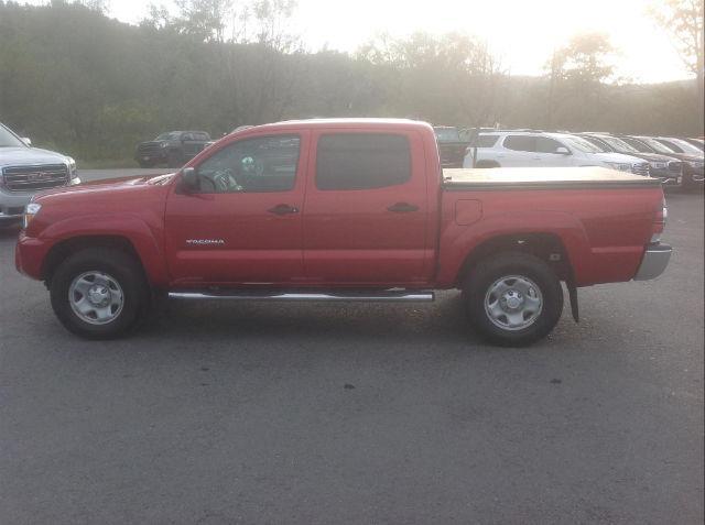 2014 toyota tacoma v6 4x4 v6 4dr double cab 5.0 ft sb 5a for sale in montpelier, vermont
