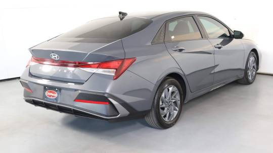 2024 Hyundai Elantra