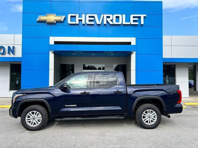 2023 toyota tundra sr5