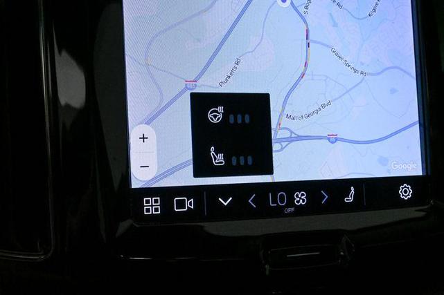 2022 volvo xc60 recharge plug-in hybrid t8 inscription expression