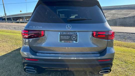 2025 Mercedes-Benz GLB