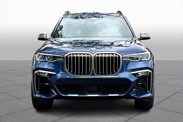 2022 bmw x7 m50i