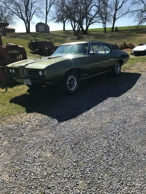 1968 army green gto