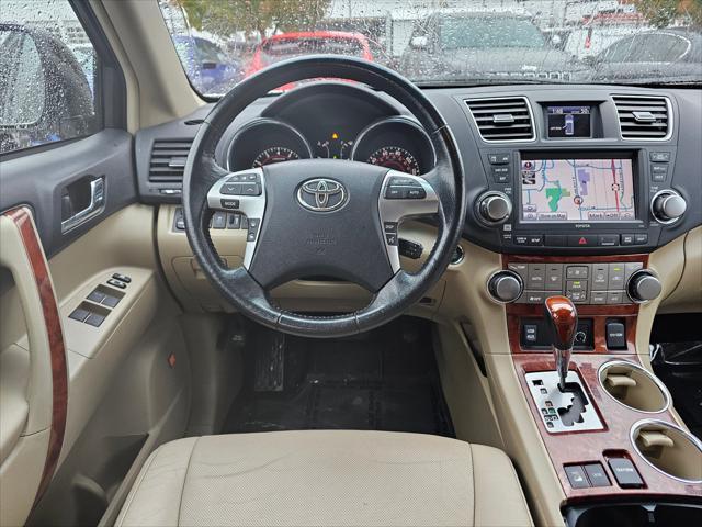 2011 toyota highlander limited