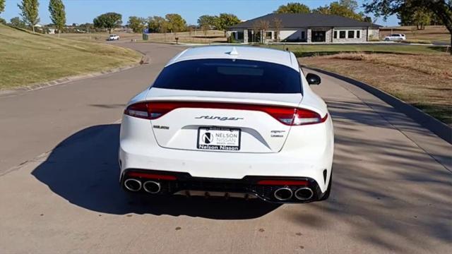 2022 kia stinger gt2