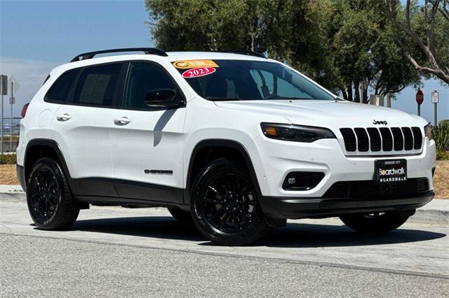 2023 jeep cherokee altitude