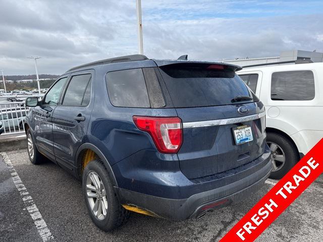 2017 ford explorer base