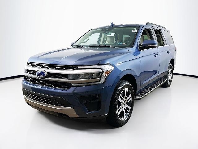 2022 ford expedition xlt