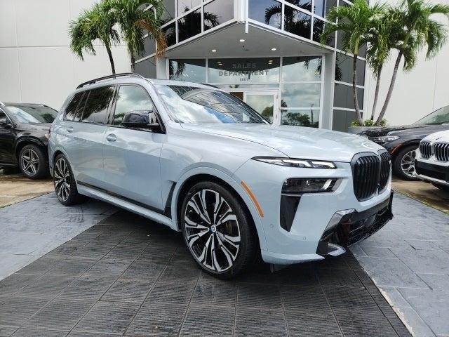 2023 bmw x7 m60i