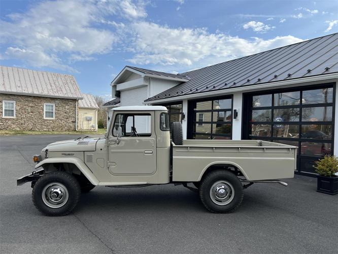 1977 toyota land cruiser fj45 in marshall, virginia