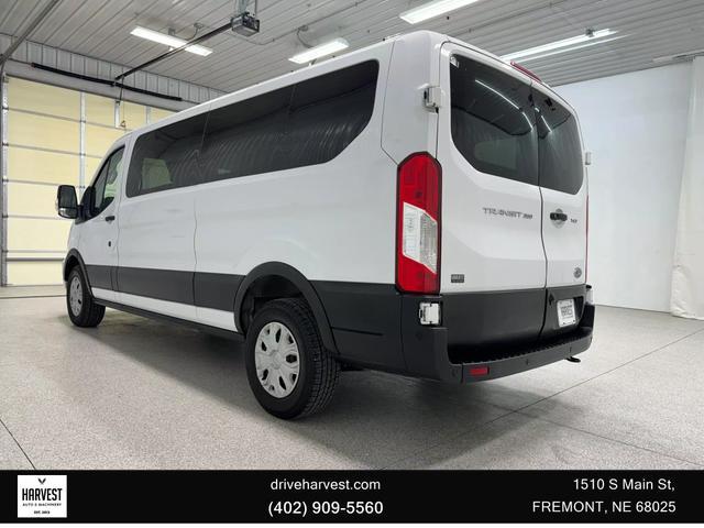 2022 ford transit-350 xlt