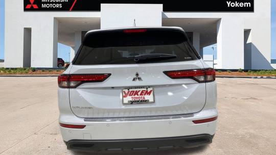 2024 Mitsubishi Outlander
