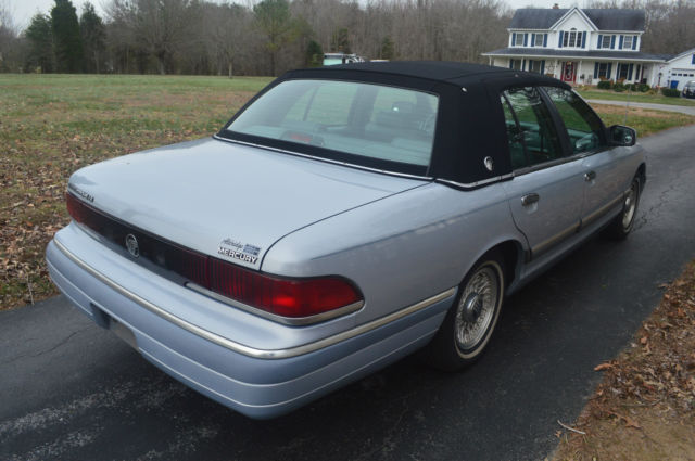 ls 4.6 v8 leather seats *low miles! historic registration eligible! no reserve!