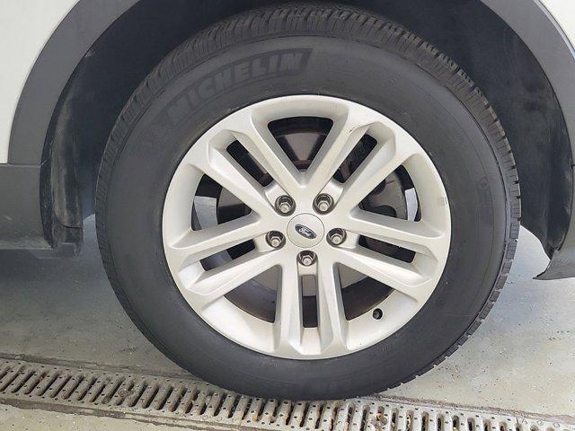 2016 ford explorer base