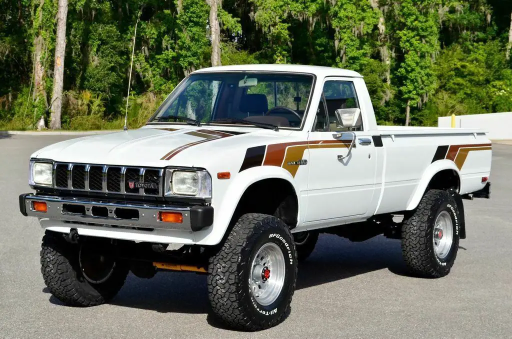 1983 toyota pickup sr5 4x4 longbed 5-speed rn48 hilux rare 22r low reserve yota