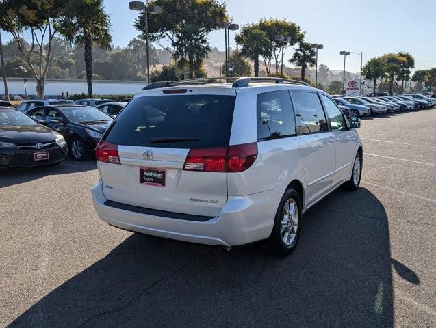 2005 toyota sienna xle