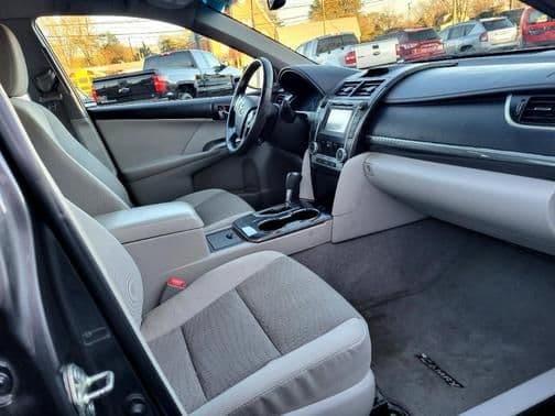 2014 toyota camry hybrid in secaucus, new jersey