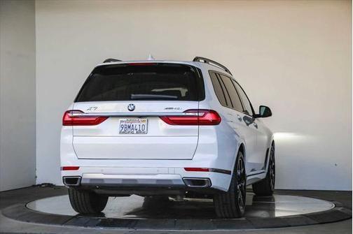 2022 bmw x7