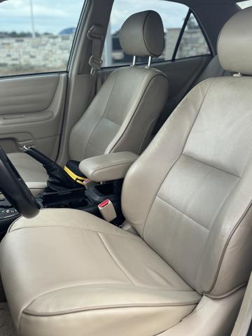 2005 lexus is 300 base