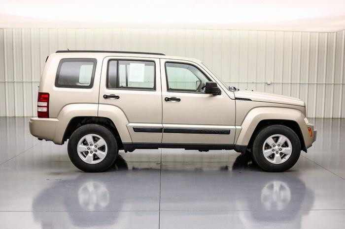 used 2010 jeep liberty 2wd sport salina, ks 67401 for sale in bavaria, kansas