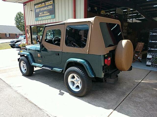 1994 jeep wrangler â€œsaharaâ€ 16,484 miles excellent condition