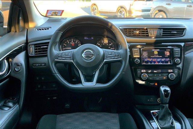 2019 nissan rogue sport sv