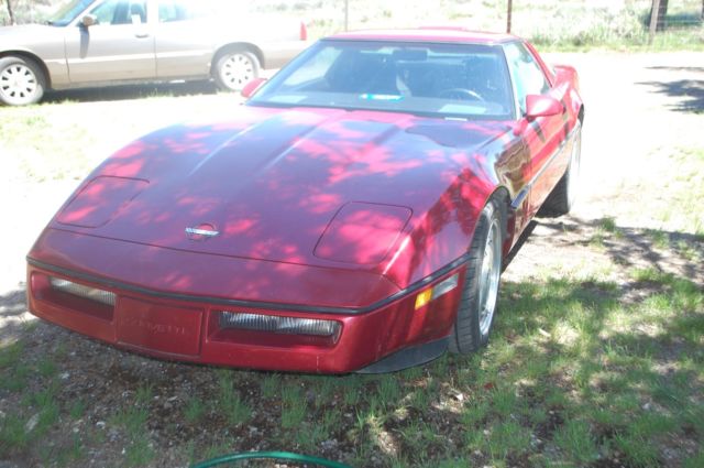 1989 corvette - red on black