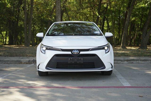 2023 toyota corolla hybrid xle