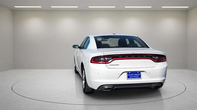 2022 dodge charger sxt