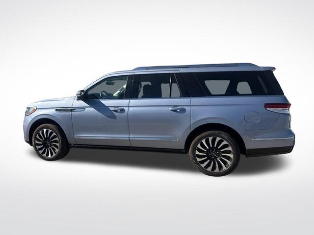 2022 lincoln navigator l black label
