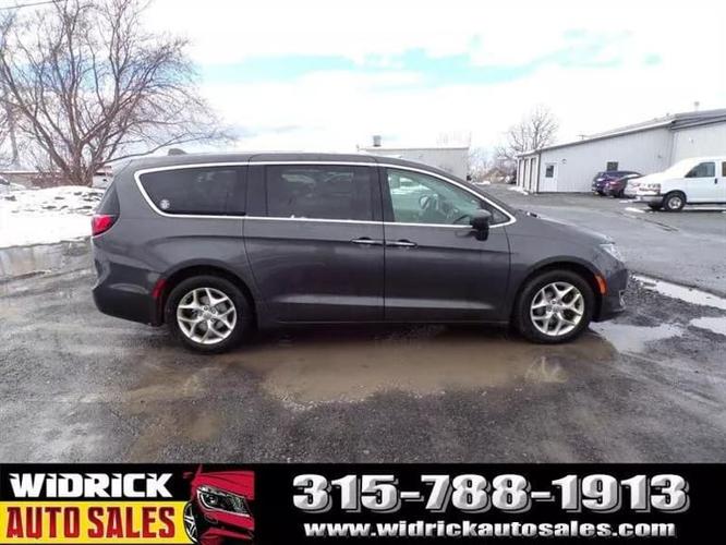 2019 chrysler pacifica touring plus minivan 4d in glen park, new york