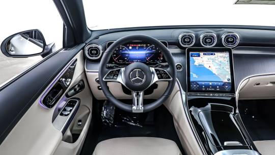 2025 Mercedes-Benz GLC
