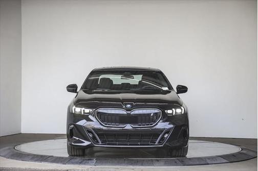 2024 bmw i5
