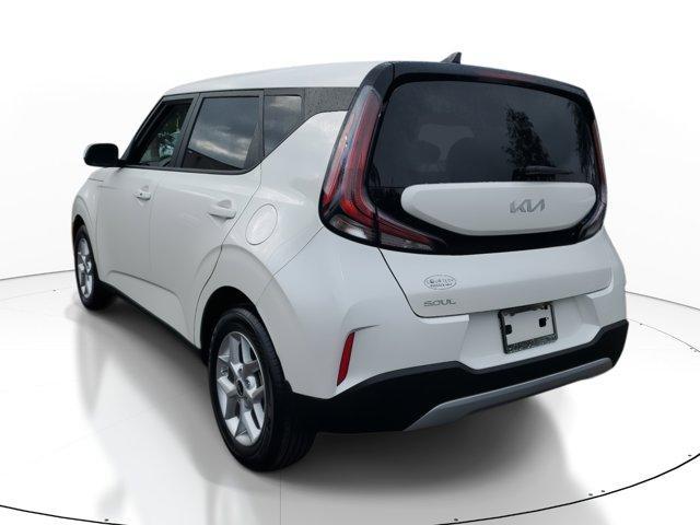 2023 kia soul s