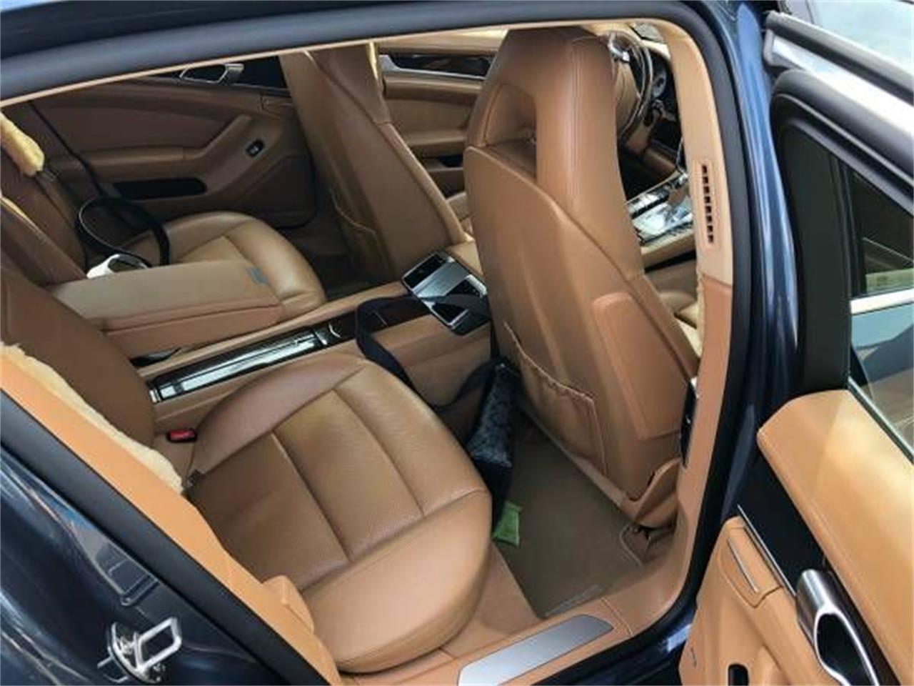 2010 porsche panamera