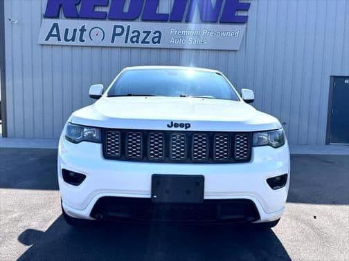 2021 jeep grand cherokee laredo in manhattan, kansas
