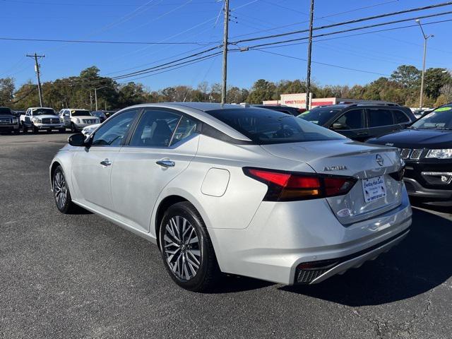 2023 nissan altima 2.5 sv
