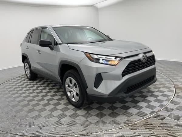 2023 toyota rav4 in chicago, illinois