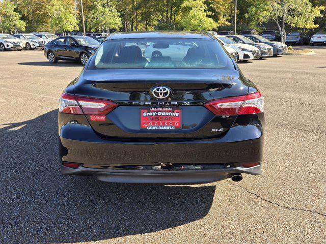 2018 toyota camry l