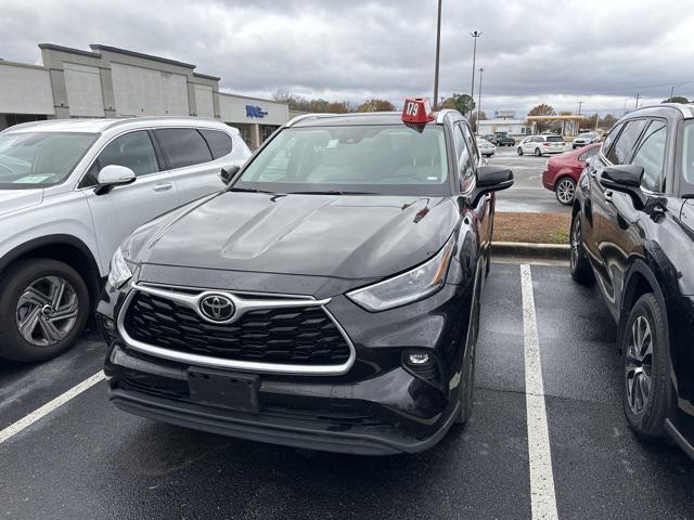 2021 toyota highlander xle